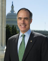 bob casey works to find ways to limit dangers of power morcellators